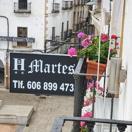 Martes Cáceres Plaza Mayor - Tercer Piso Sin Ascensor Pensión